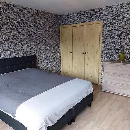 Aux Trois Petits Cochons *