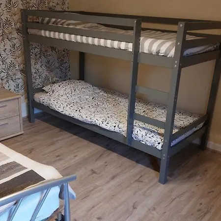 Aux Trois Petits Cochons